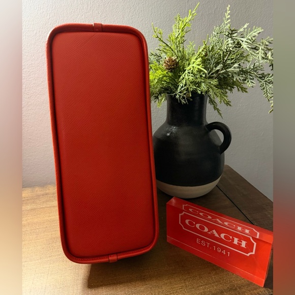 Coach Cora Domed Satchel - Picture 3 of 13